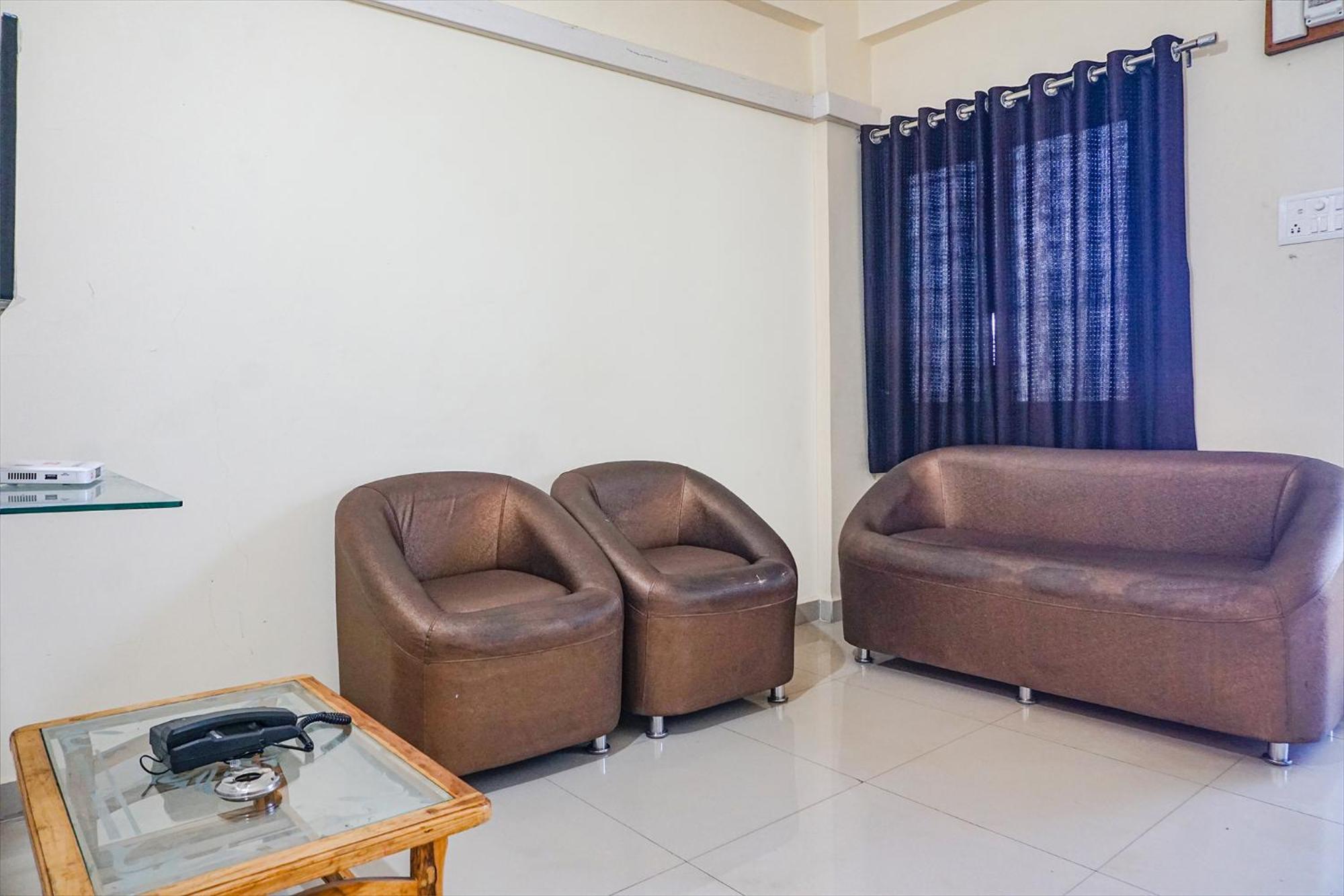 Fabexpress Vaishnav Inn Talegaon Dabhade Exterior foto