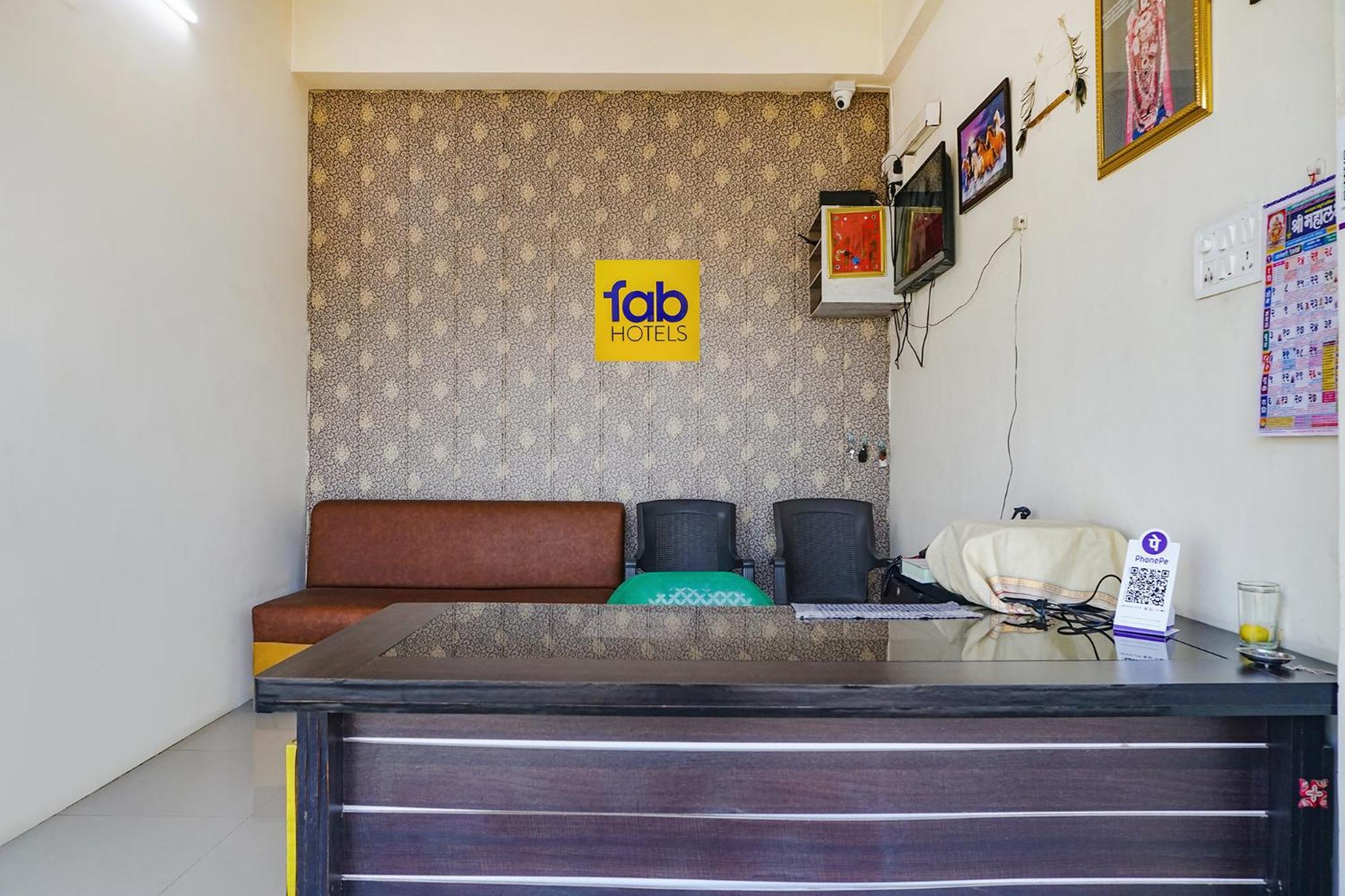 Fabexpress Vaishnav Inn Talegaon Dabhade Exterior foto